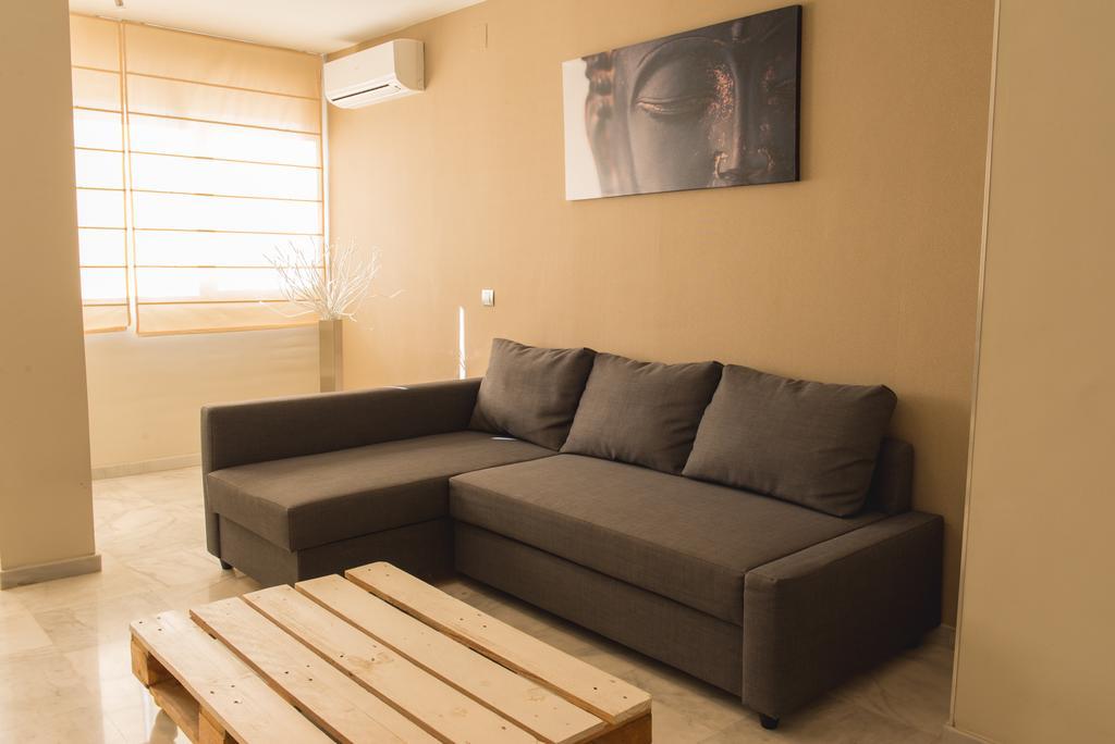 Ab Apartamentos Reding Malaga Exterior photo